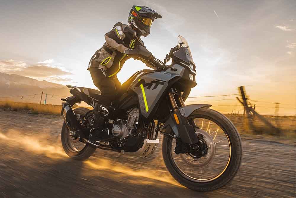 CFMoto confirma chegada ao Brasil e lança a 450MT como destaque